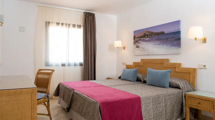 Hl Club Playa Blanca Hotel